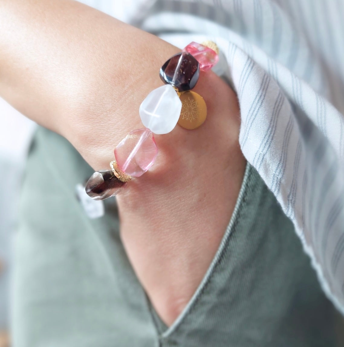 Crystal Glass Bracelet (Rosé) with Decorative 18K Gold Rhodium Plated Charm